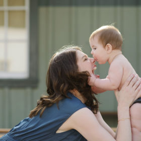 Baby girl eats mom’s nose in Old Sacramento