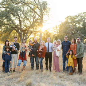 Large extended family photo during sunset in Folsom